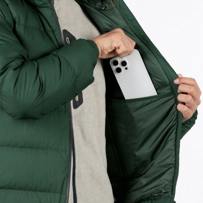パーマフロスト ライトダウンパーカ　男性用 モンベルの「パーマフロストライトダウンパーカ」は噂通りのコスパ