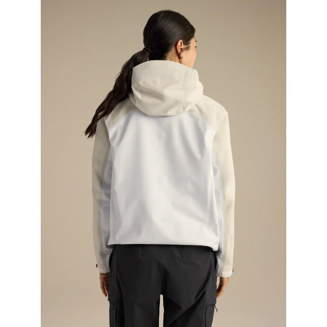 ベータ ジャケット ウィメンズ Sea Salt / Arctic Silk