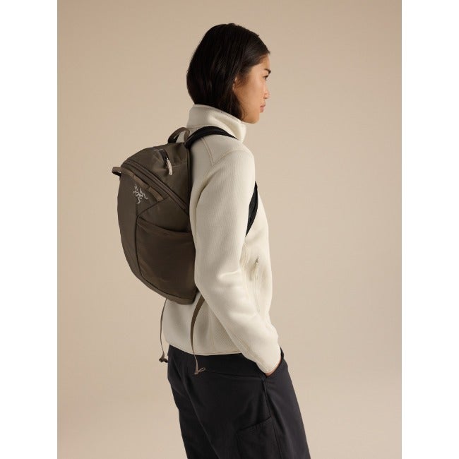 Axios 10 Backpack Mongoose