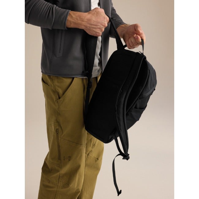 Axios 10 Backpack Black