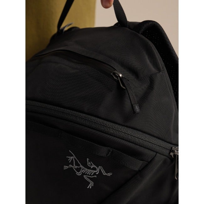 Axios 10 Backpack Black