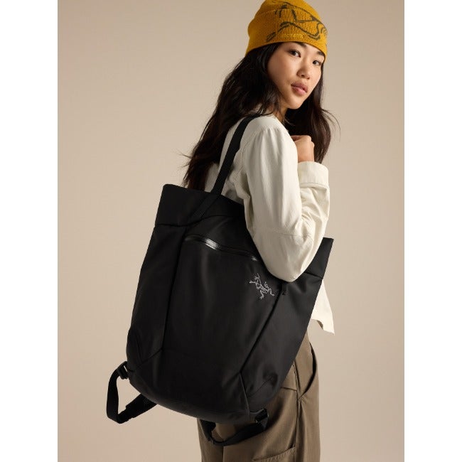 Axios 20 Tote Black