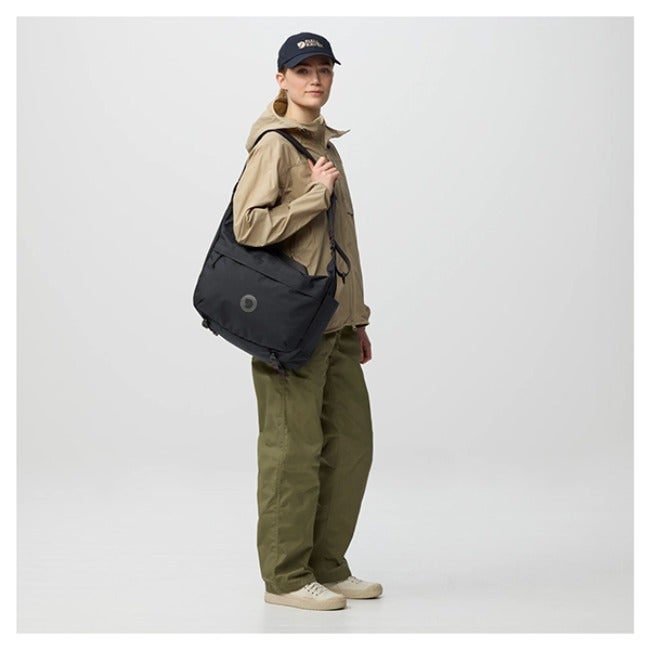 Farden Crossbody Coal Black